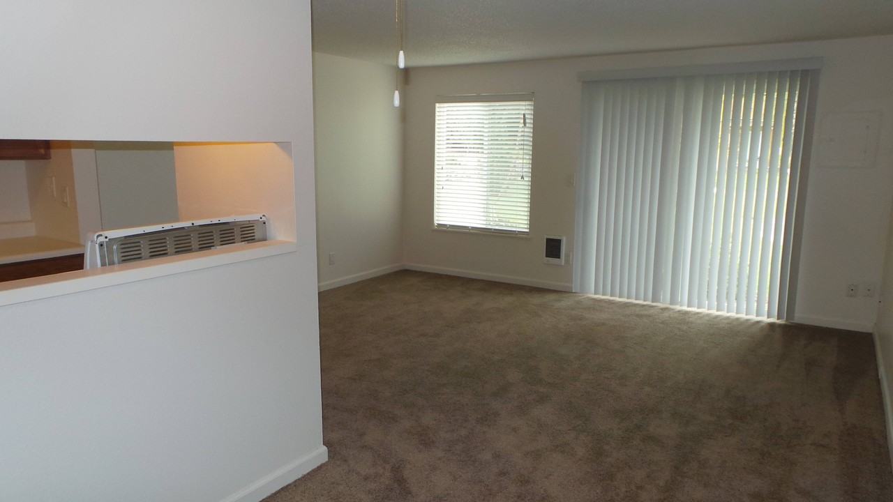 Birch Meadow Apartments - Photo 4 of 19