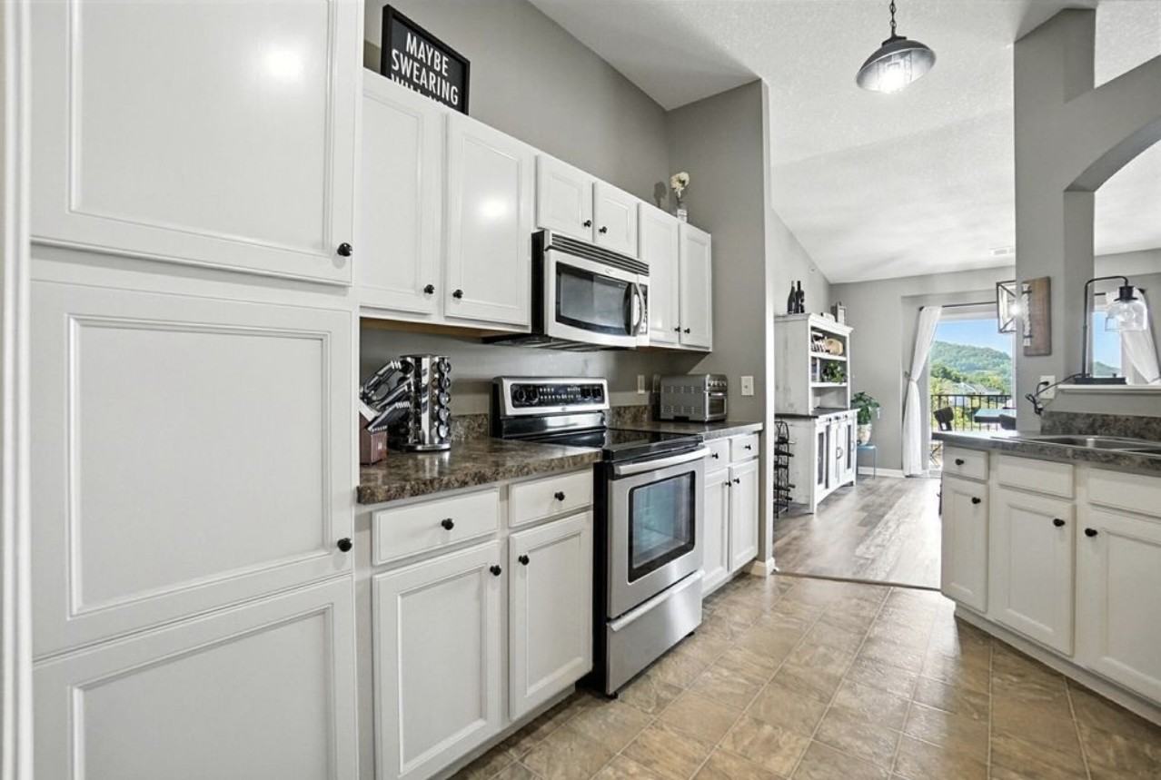 2349 Rolling Hills Dr #2349 - Photo 2 of 11