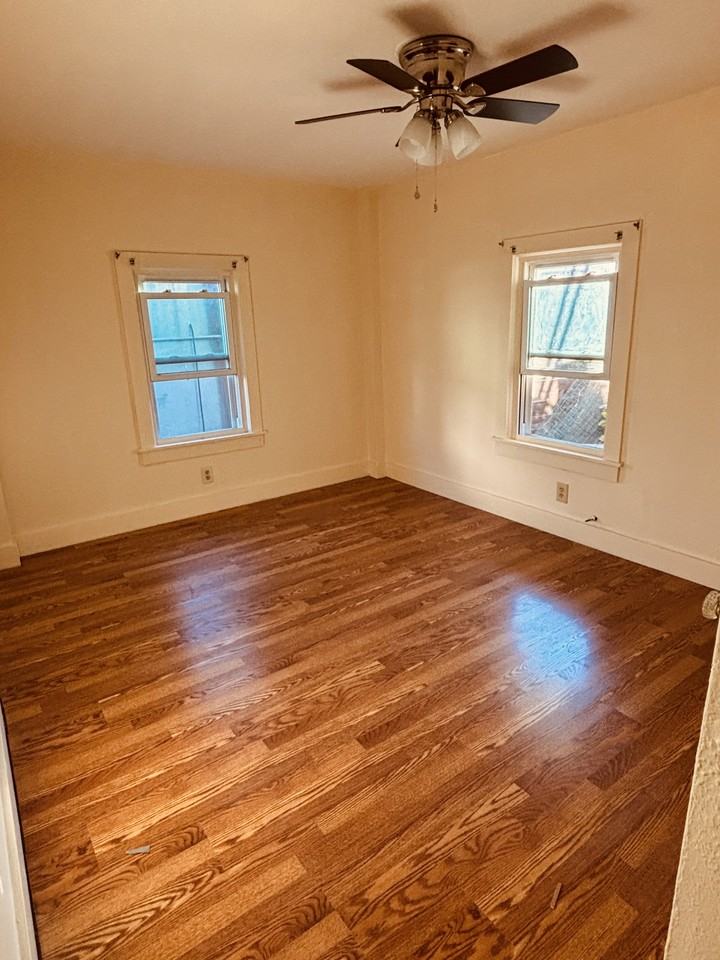 168 Ottawa St #4 - Photo 4 of 10