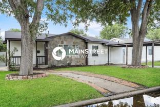430 Blakeley Dr - Photo 1 of 1