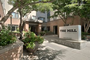 featured image of 1000 8th Ave
