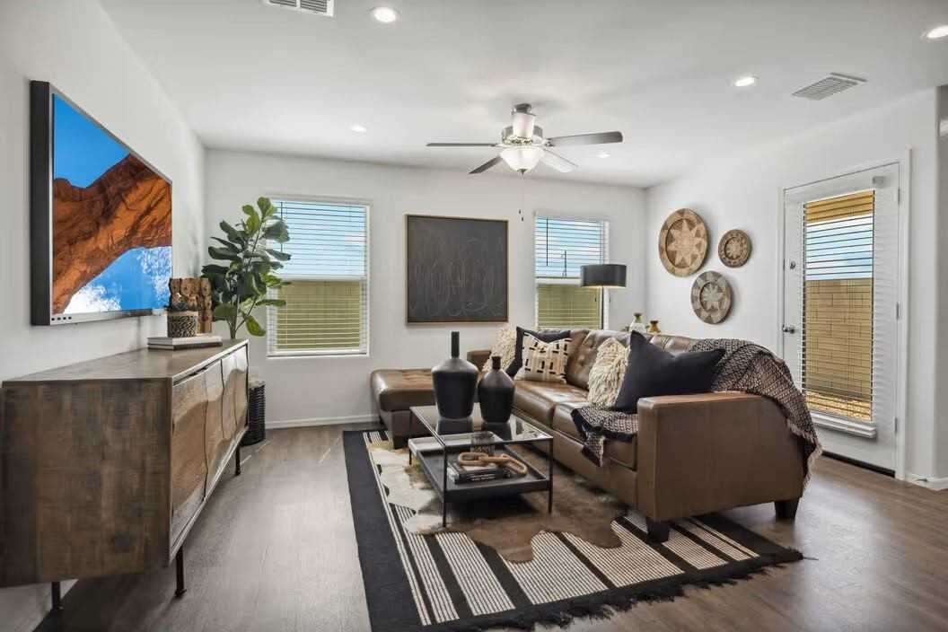 Solana Place at Carlton Commons - Photo 4 of 43