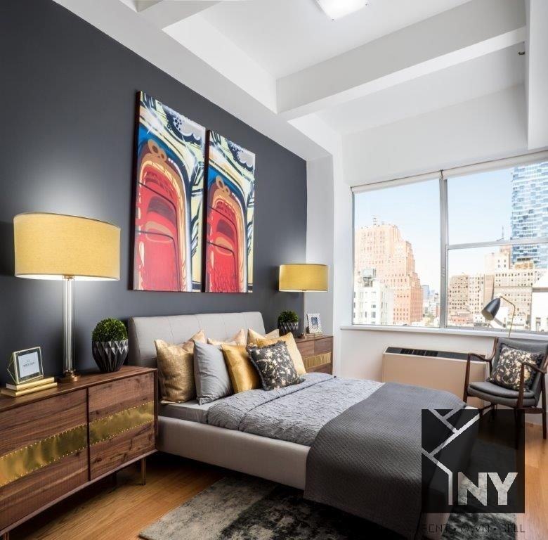 Wall St #2319 - Photo 2 of 8