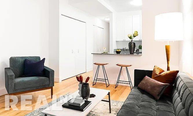 Wall St #1218 - Photo 2 of 5