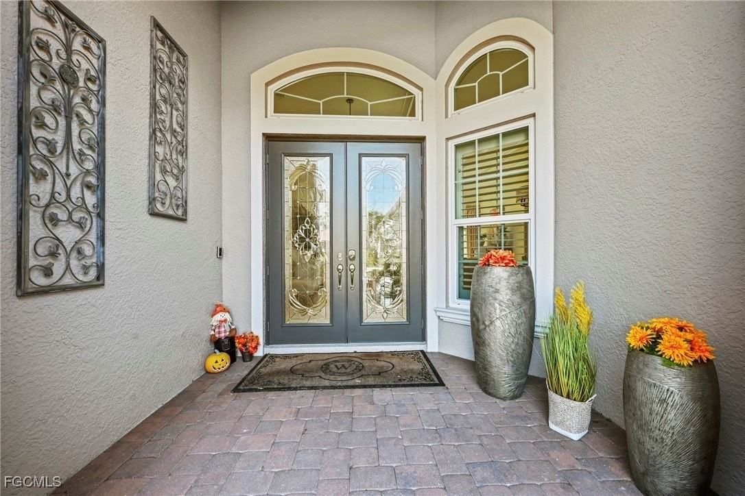 8847 Largo Mar Dr - Photo 4 of 39