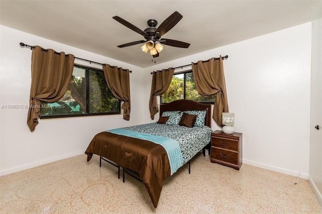 7830 Sw 99th St - Photo 7 of 10