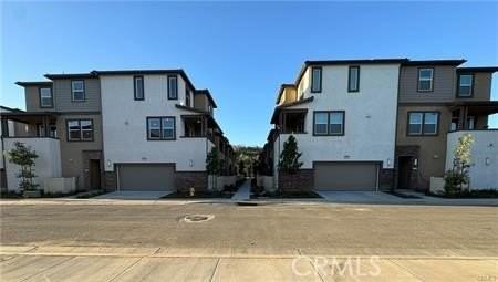 1577 Stratus Dr - Photo 4 of 29