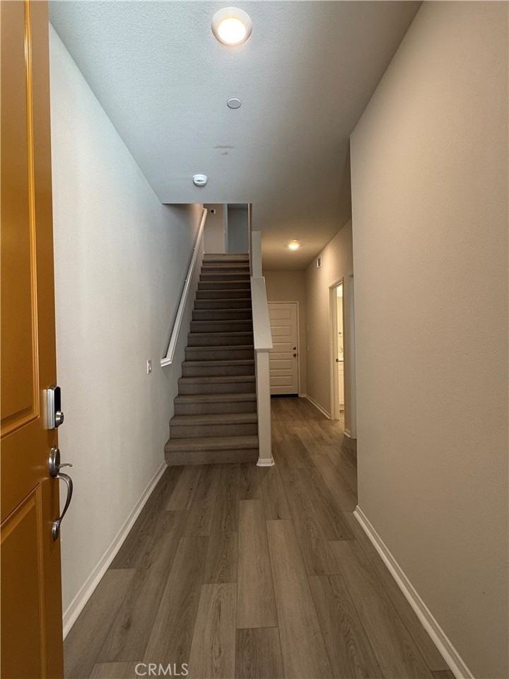 1577 Stratus Dr - Photo 7 of 29