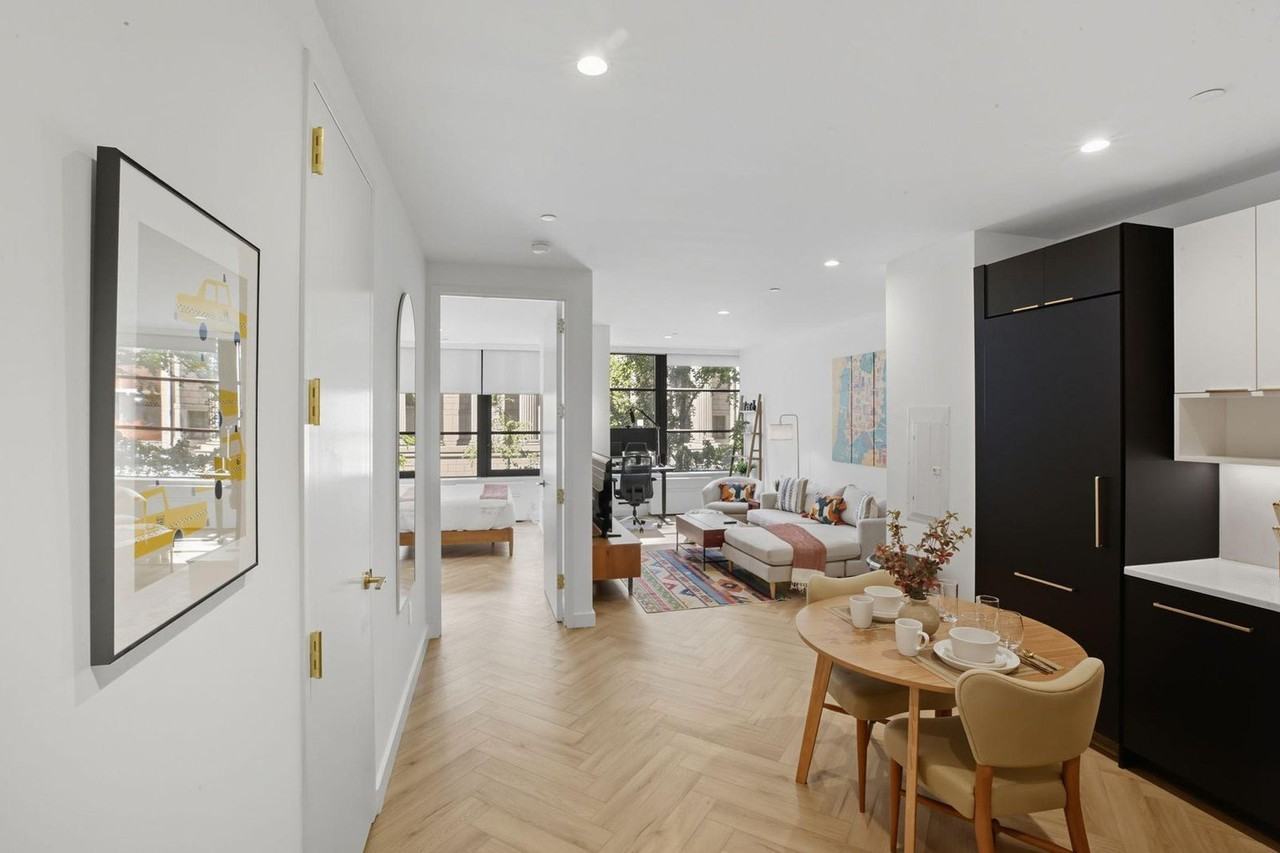 980 6th Avenue - Photo 6 of 59