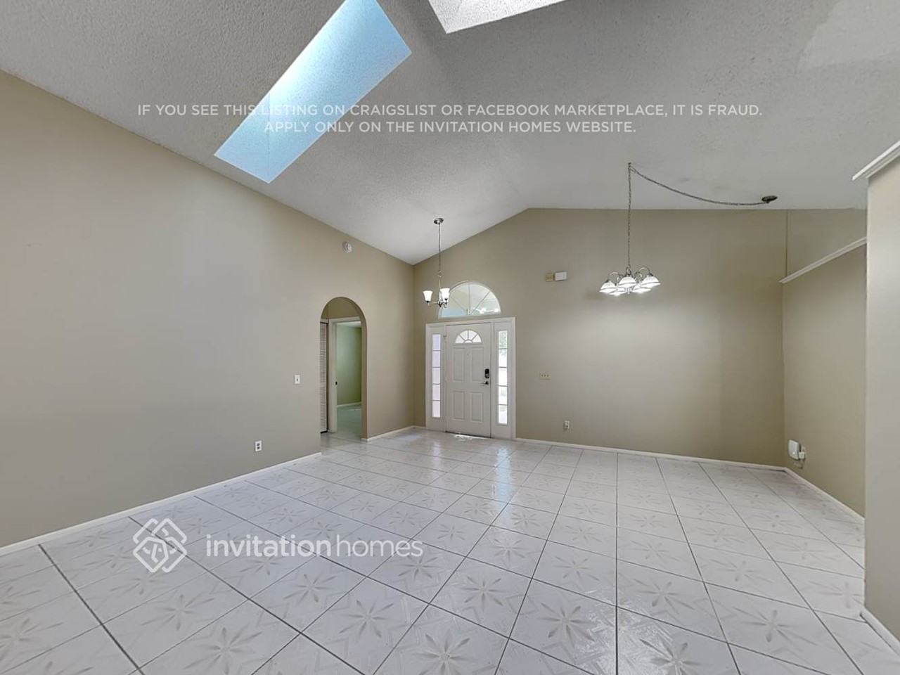 1369 Tindaro Dr - Photo 3 of 18