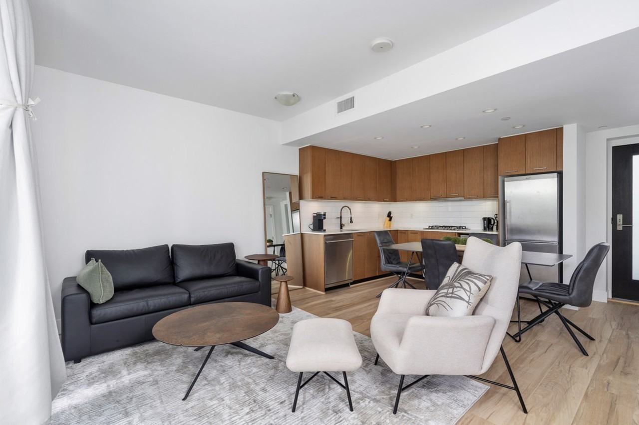 1372 Seymour St #1273079P - Photo 2 of 18