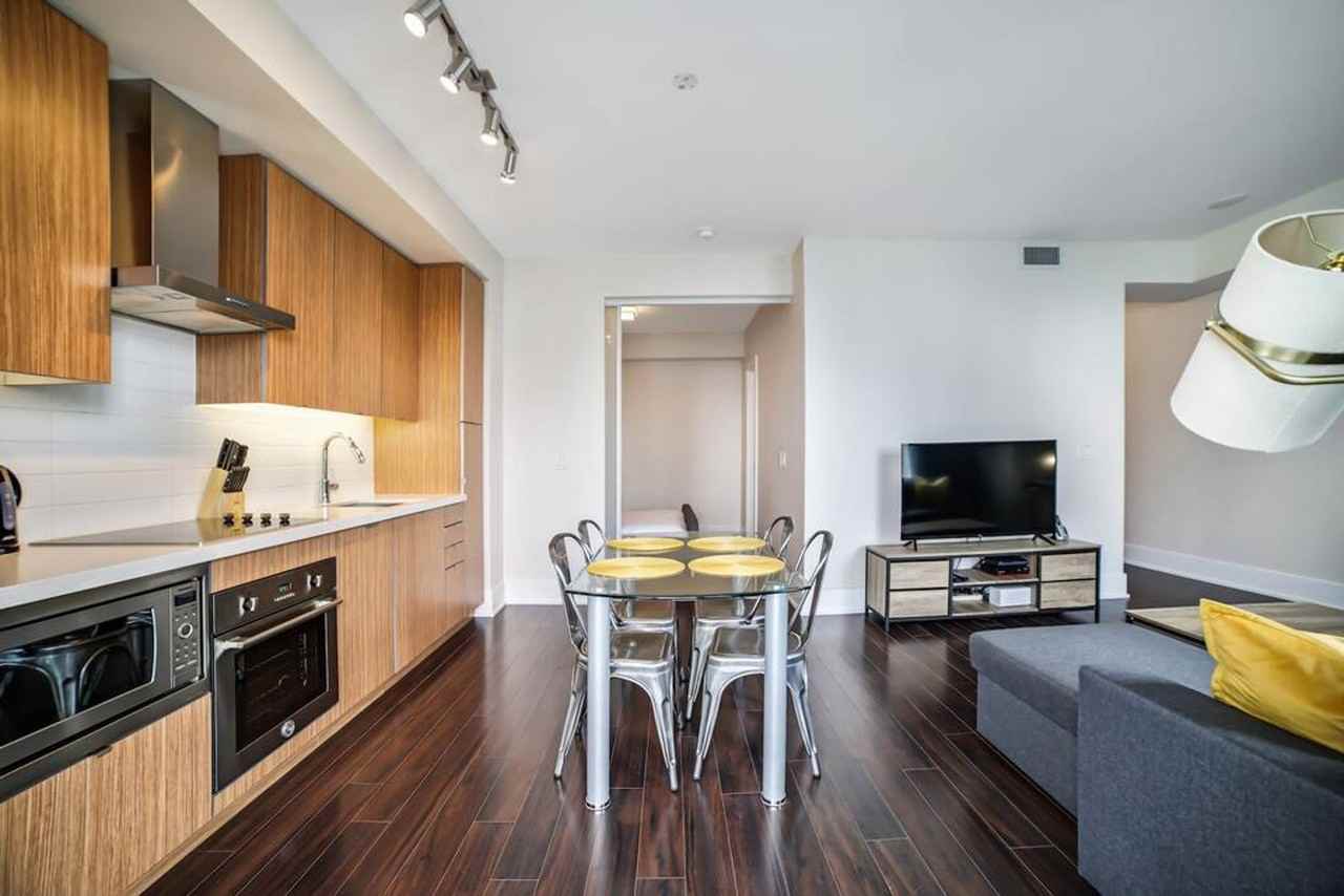 320 Front Street West #1050772P - Photo 6 of 11