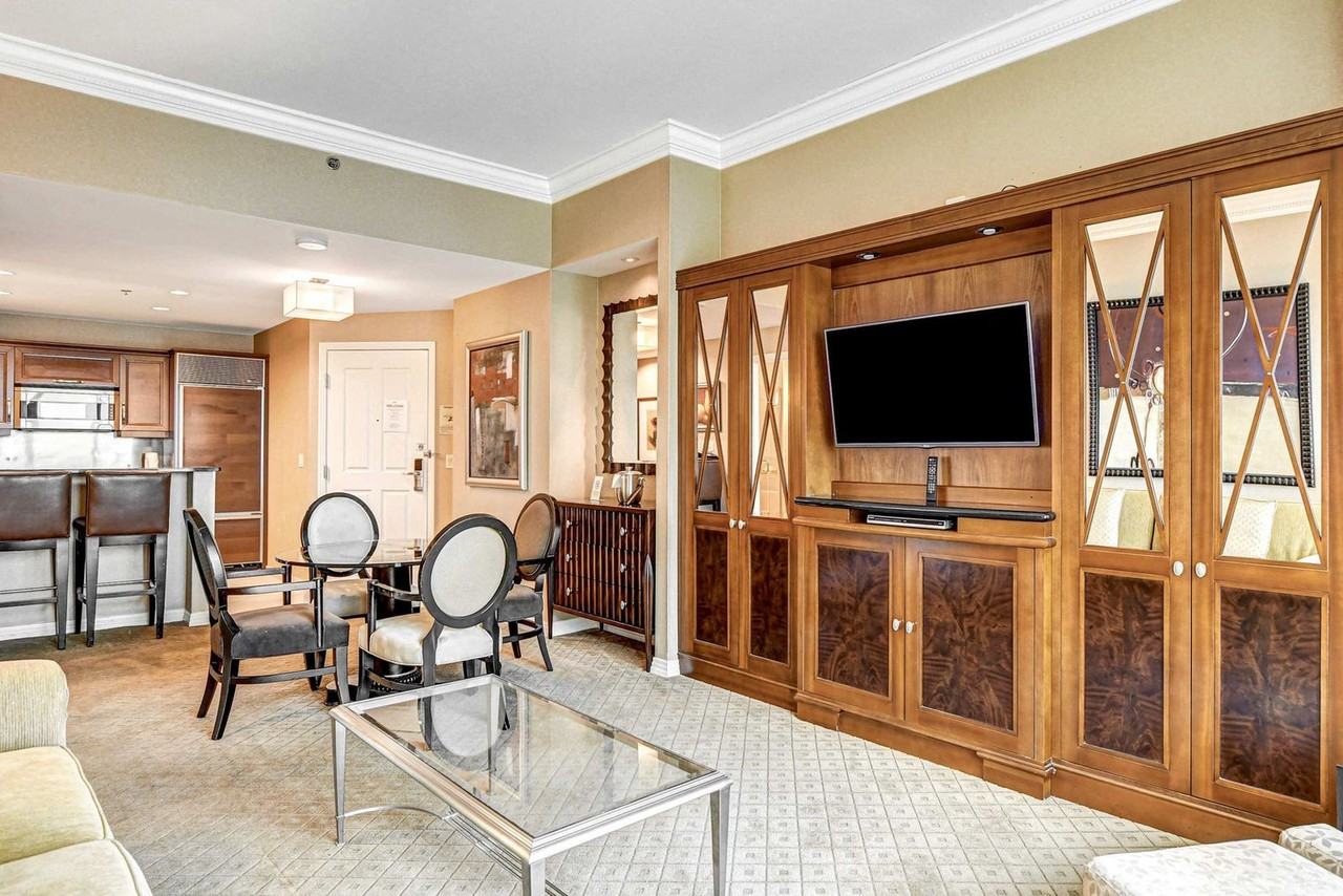 145 E Harmon Ave #1293409P - Photo 5 of 50