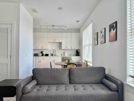 542 Boulevard Northeast - Photo 1 of 1