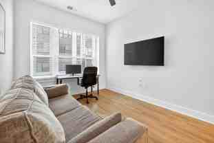 1001 N Himes Ave - Photo 1 of 1