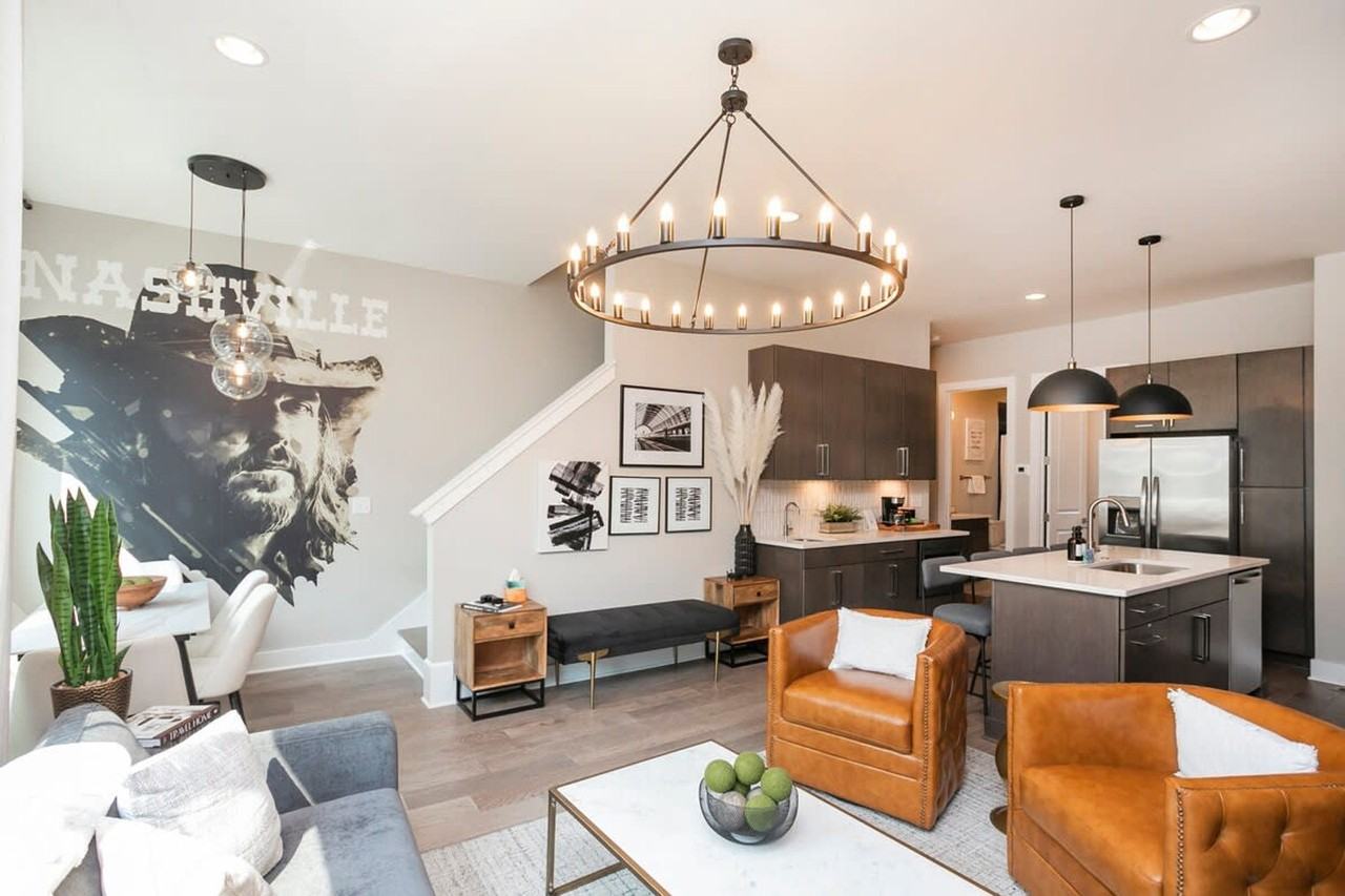 1405 Napoleon St #1312339P - Photo 2 of 40