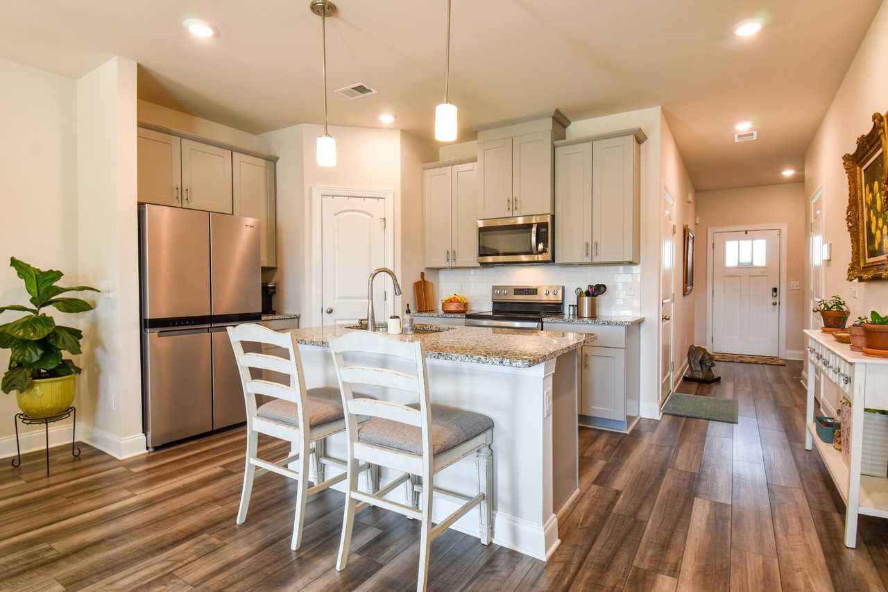 741 Prairie View Dr #1 - Photo 2 of 20