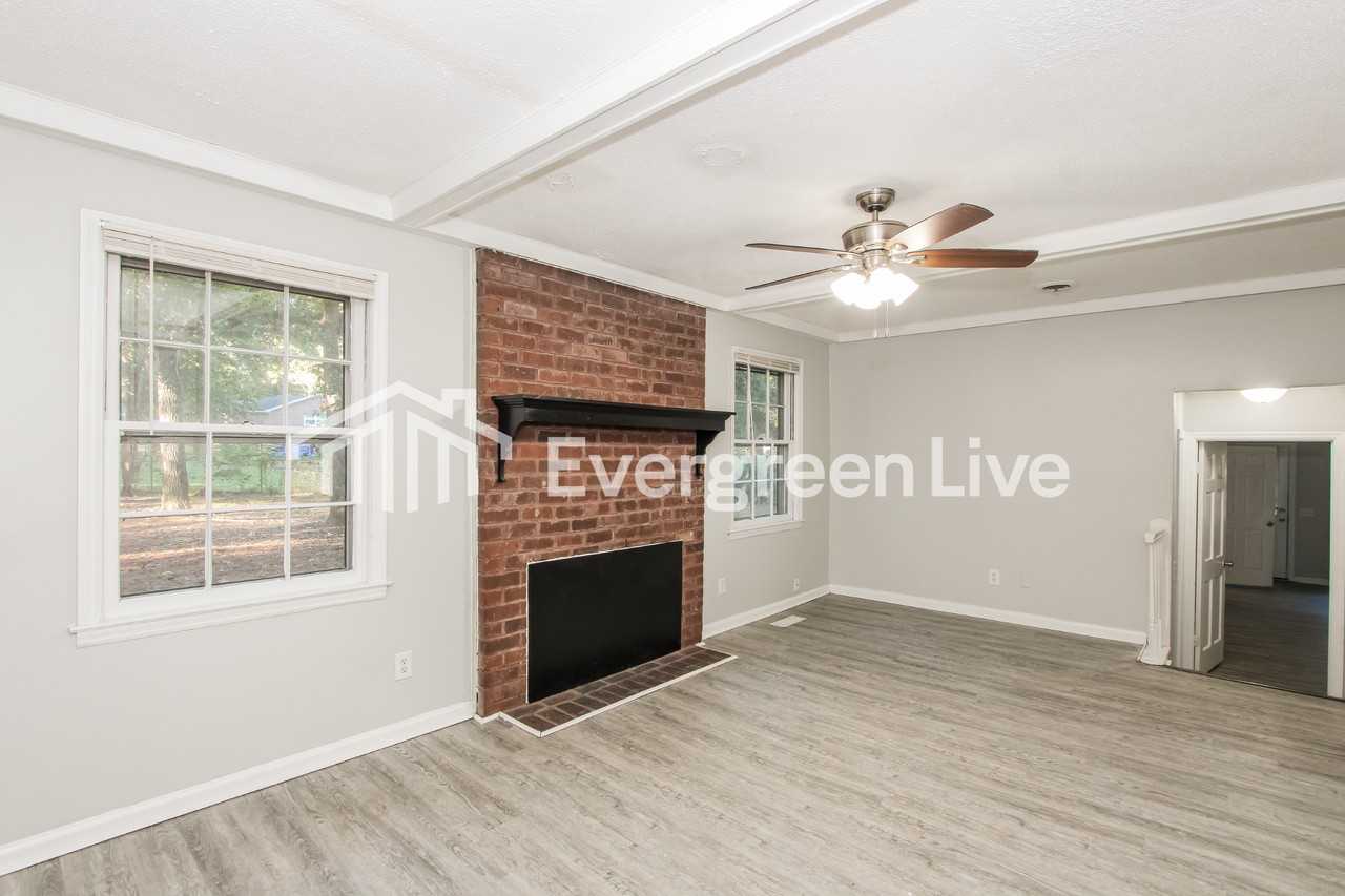 212 Kirkstone Rd - Photo 6 of 15