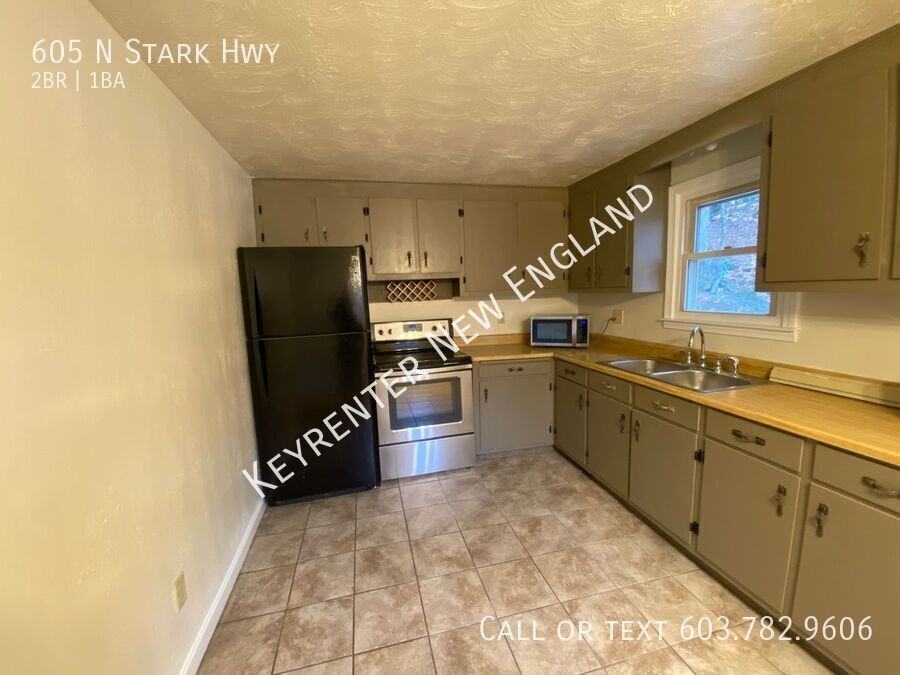 605 N Stark Hwy - Photo 3 of 12