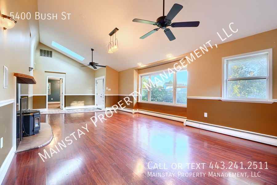 5400 Bush St - Photo 7 of 25