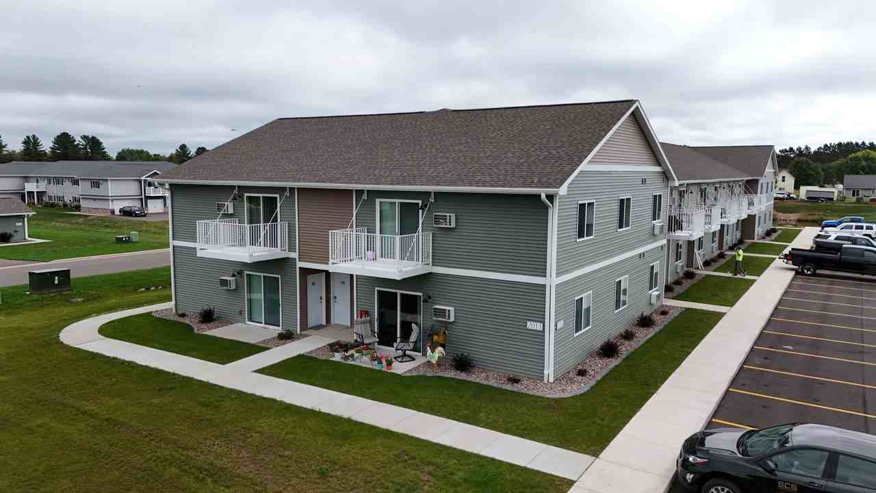 Alexander Estates - Photo 4 of 50