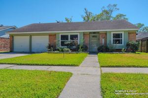 featured image of 958 Wavecrest Ln