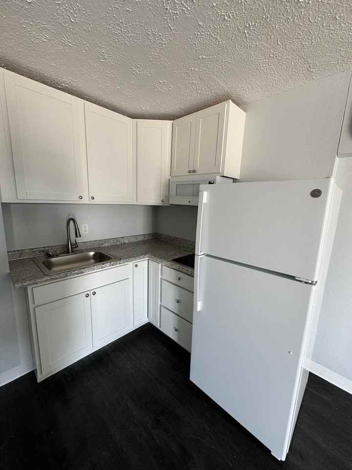 Pancake Flats in Liberal - Photo 3 of 41