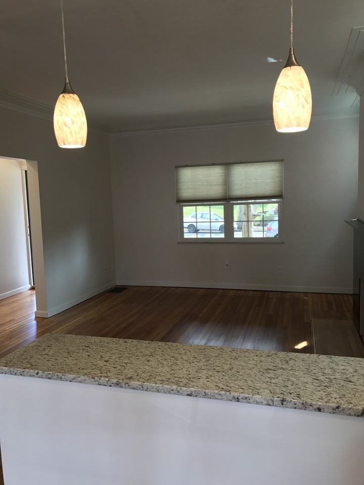 1161 King Ave #1 - Photo 3 of 12