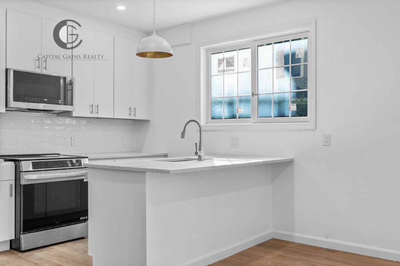 172 Lexington Avenue #1 - Photo 5 of 15