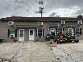 featured image of 3720 Walnut St #4