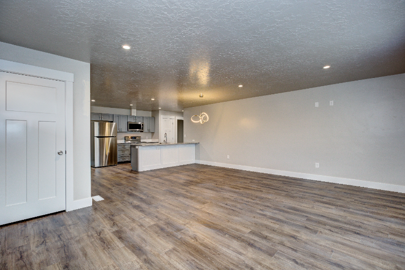605 E Elgin St #100 - Photo 2 of 8