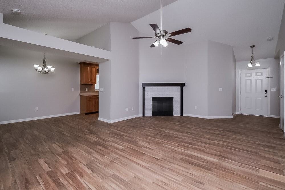 1111 Tuxford Dr - Photo 4 of 16