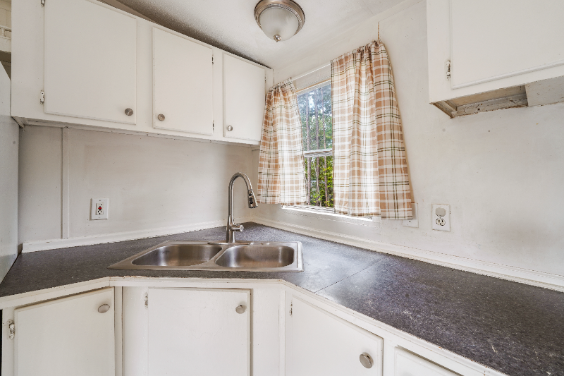 213 Cooper Road - Photo 2 of 15