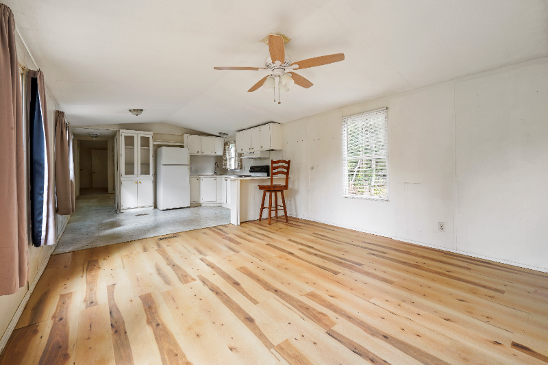 213 Cooper Road - Photo 3 of 15