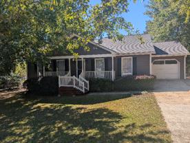 140 Ridgeview Dr - Photo 1 of 1