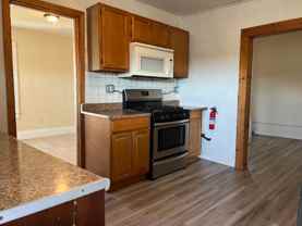 60 Rathbun St #3R - Photo 1 of 1