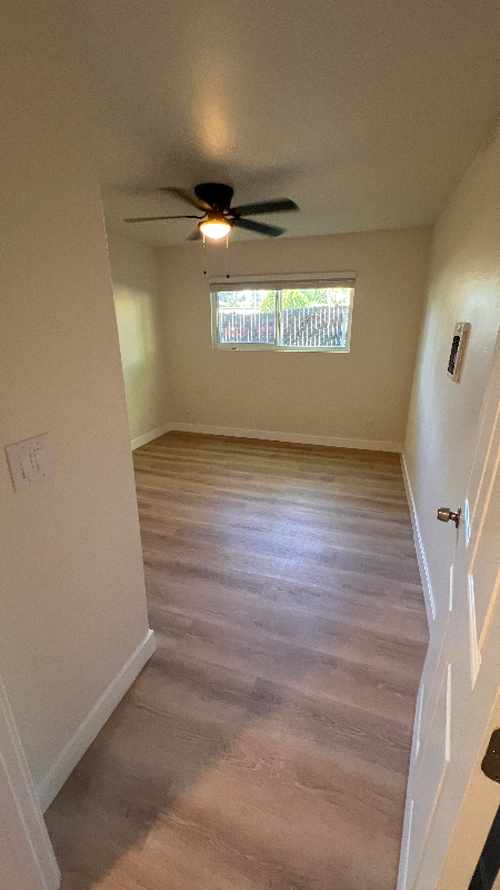 1142 N Broadway #3 - Photo 5 of 8