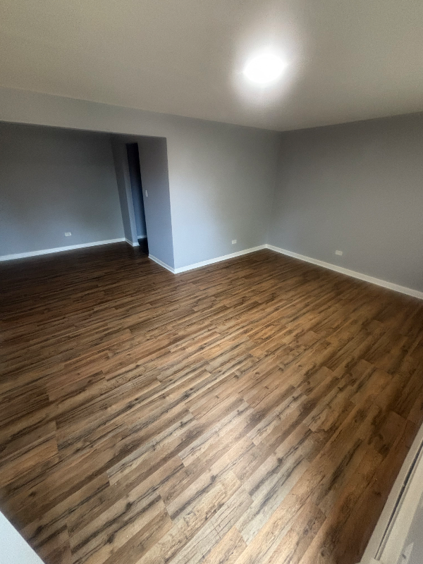 7455 S Saginaw Ave #3C - Photo 3 of 6