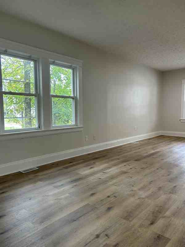 13414 Horner Ave - Photo 4 of 10