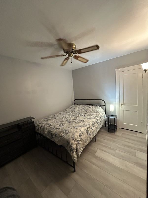 628 Waverly Ave - Photo 5 of 14