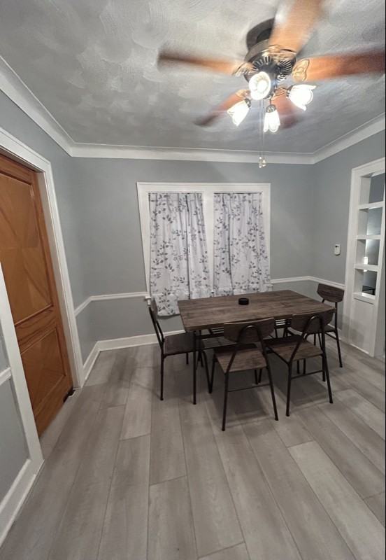 628 Waverly Ave - Photo 6 of 14