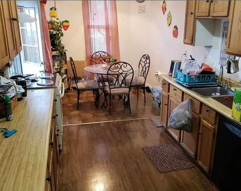 226 Guilford St - Photo 5 of 15