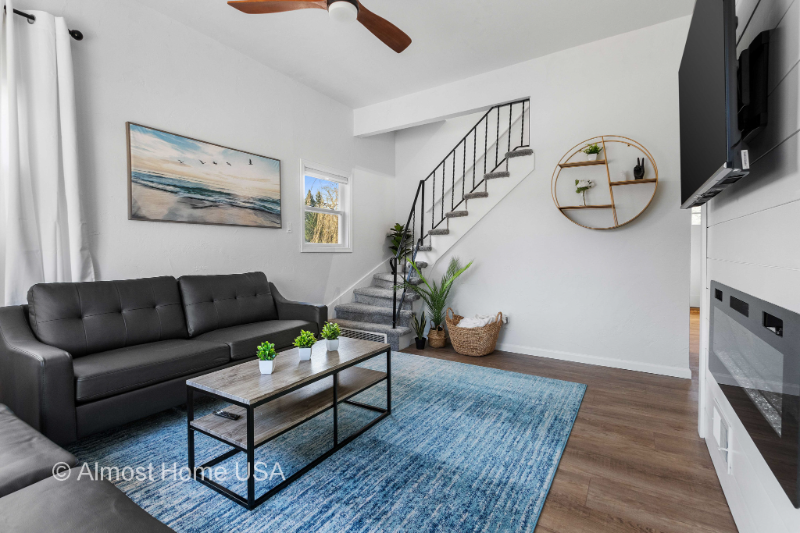 1335 Rhode Island St - Photo 2 of 16