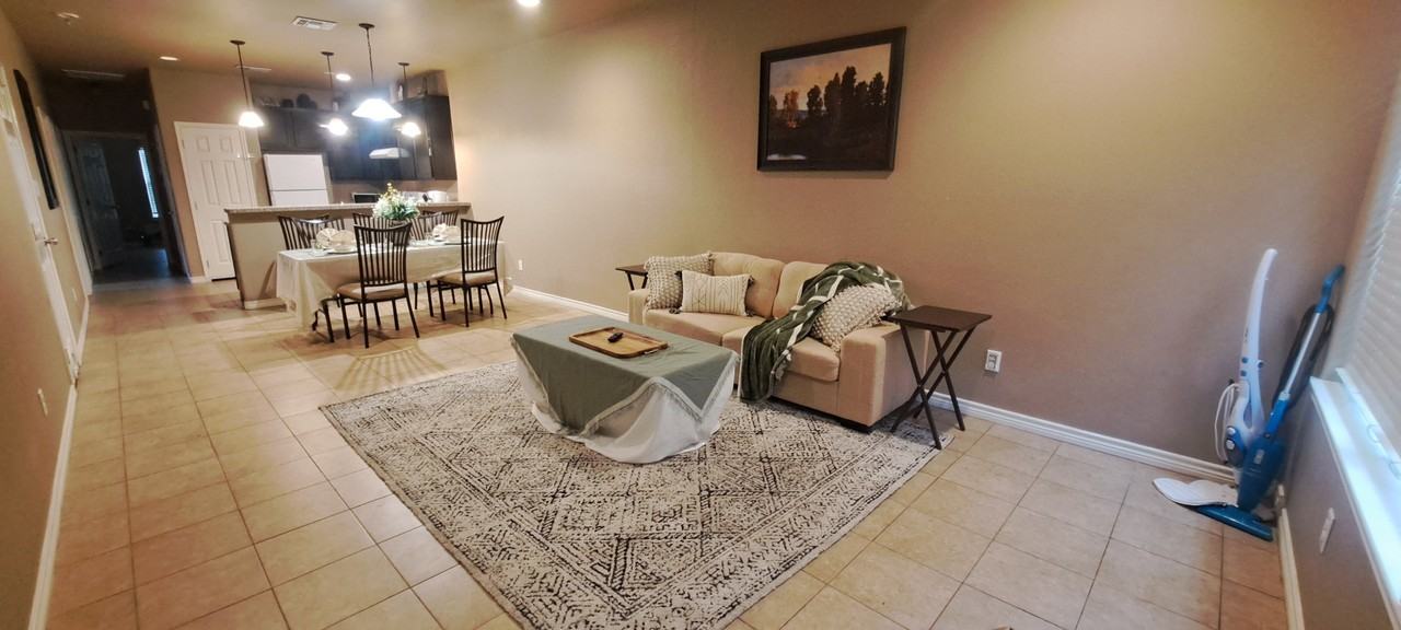 503 E Tullos St #B - Photo 5 of 9