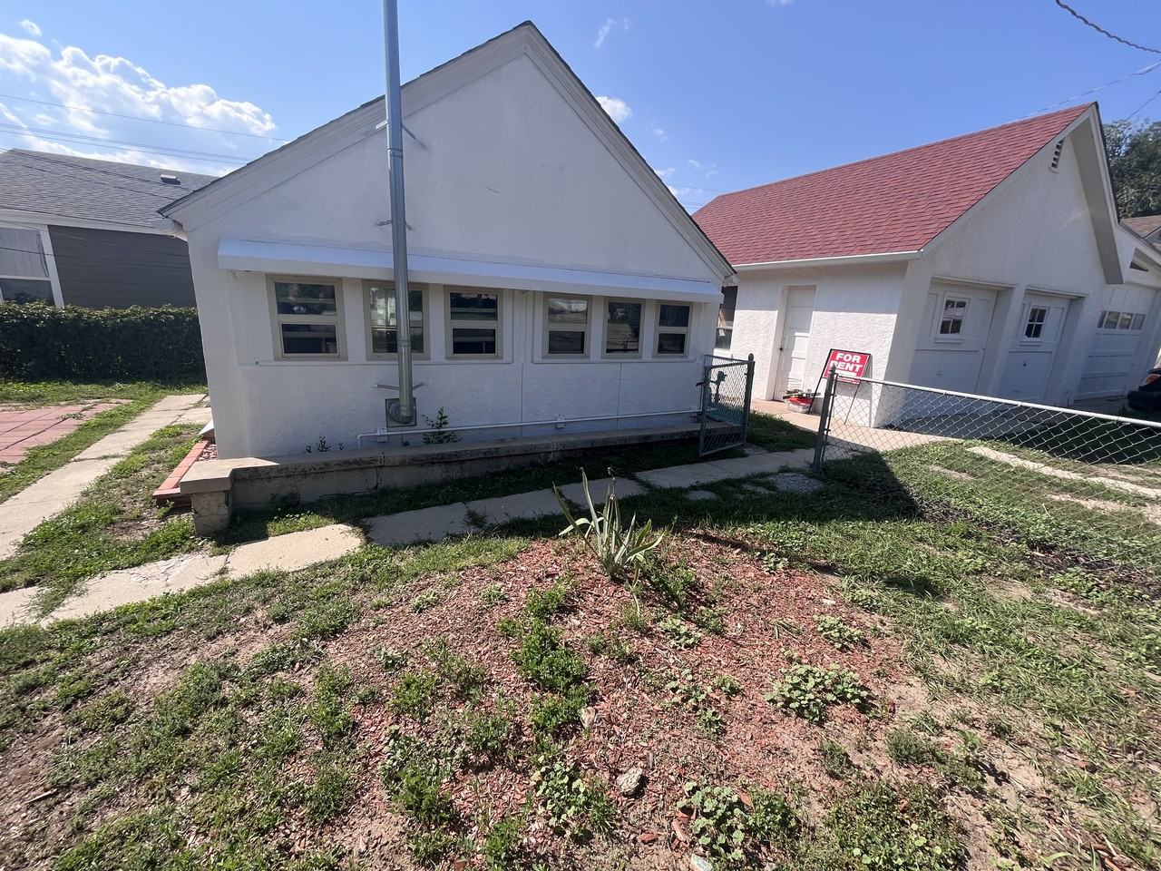 1824 E San Rafael St #NA - Photo 5 of 32