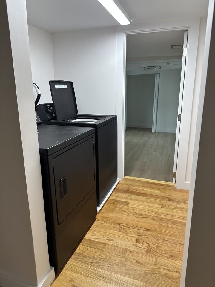24 York St #NA - Photo 3 of 11