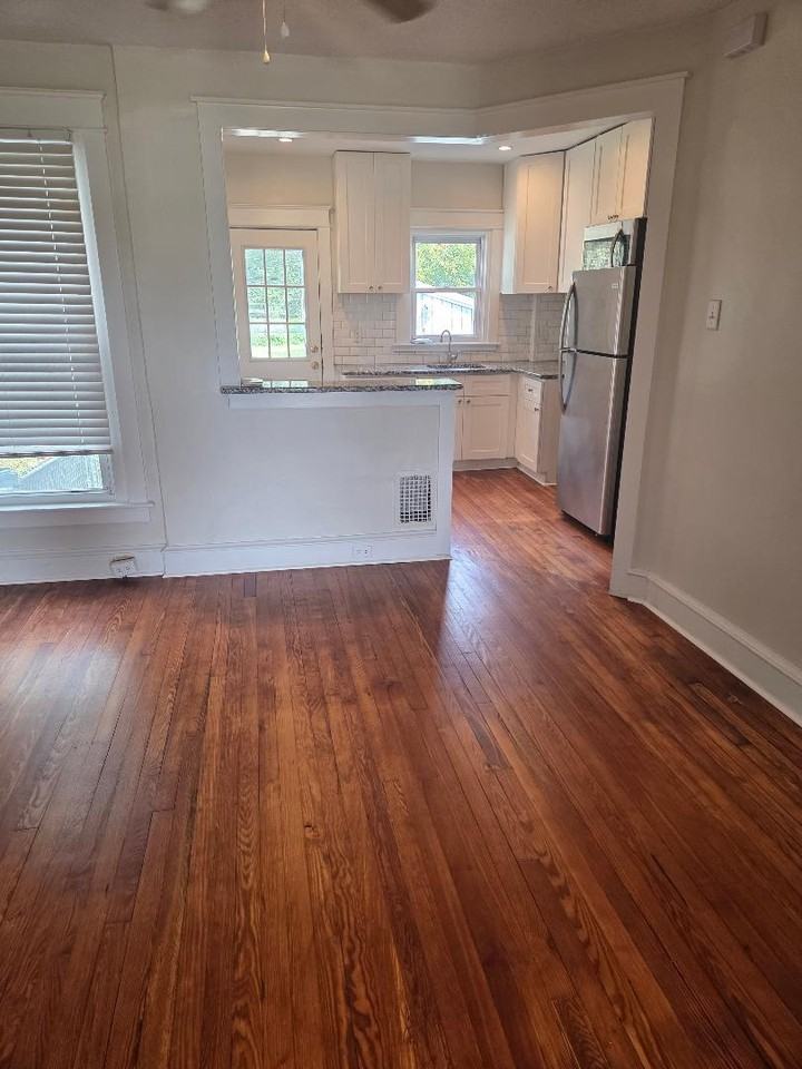 1447 Lawrence Rd #NA - Photo 3 of 8