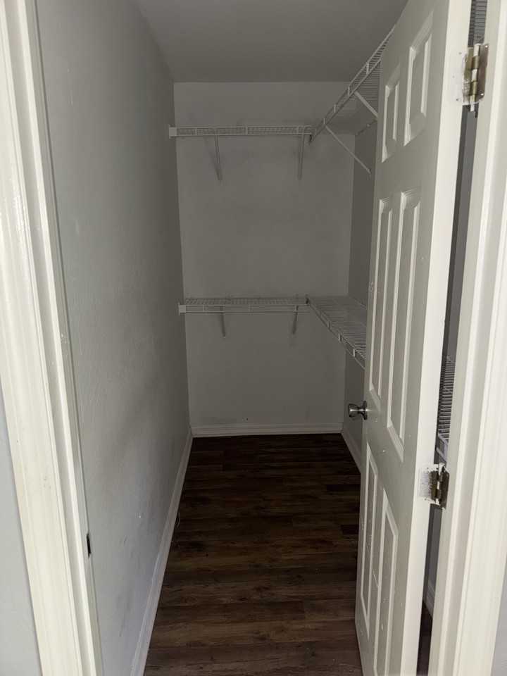 6016 W Desoto St #6016 - Photo 3 of 15