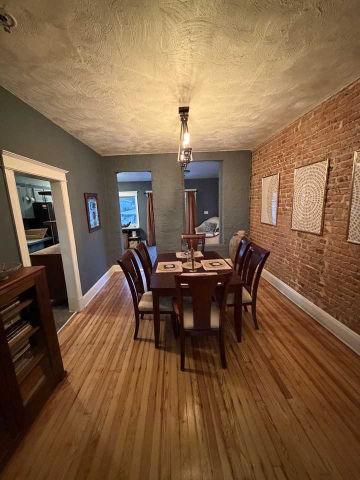 1214 Neal St Ne #NA - Photo 5 of 29
