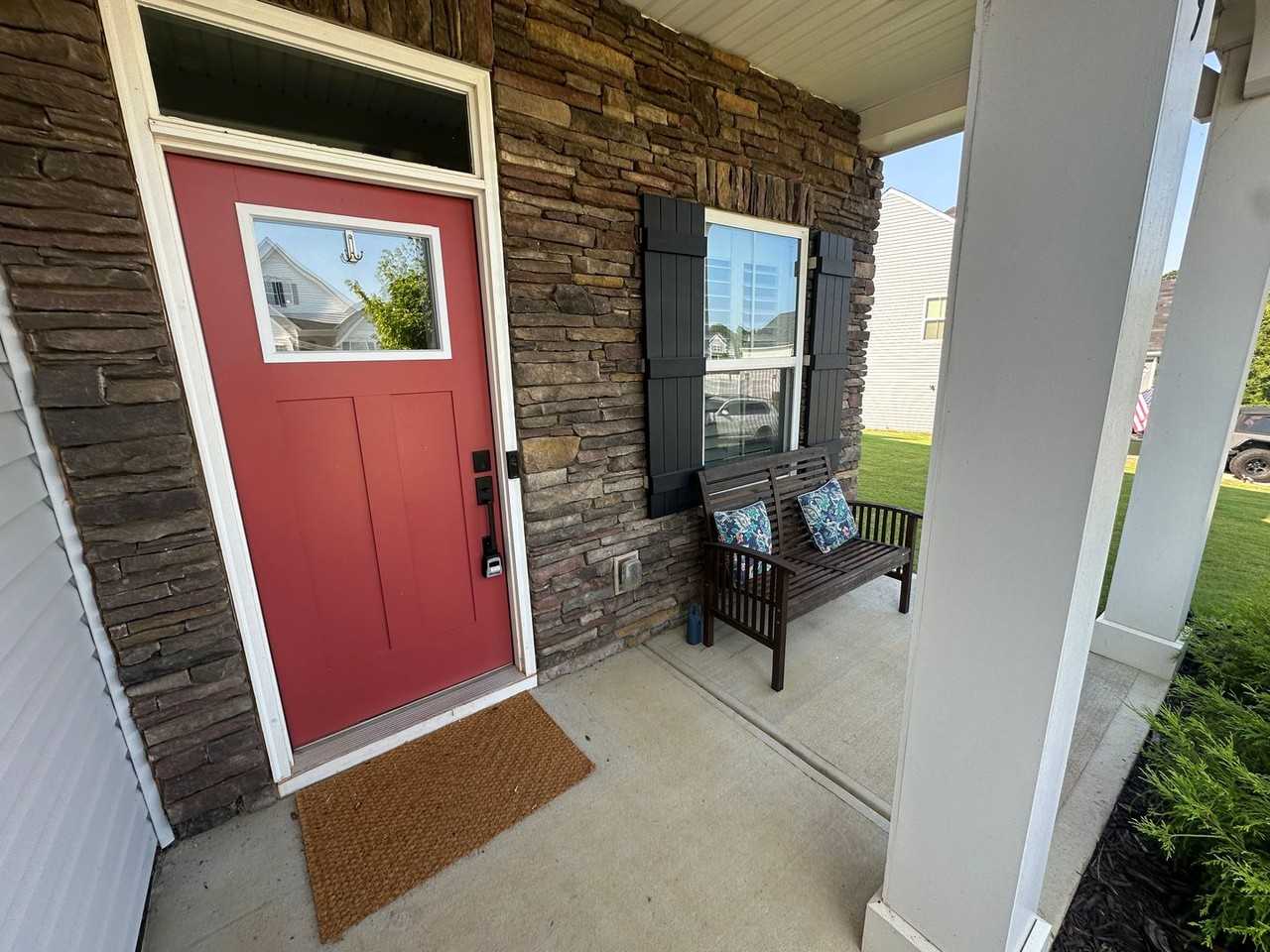 1539 Spruce Ln - Photo 2 of 23